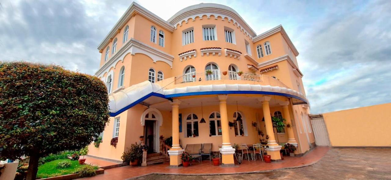 Hotel La Casona كوينكا المظهر الخارجي الصورة